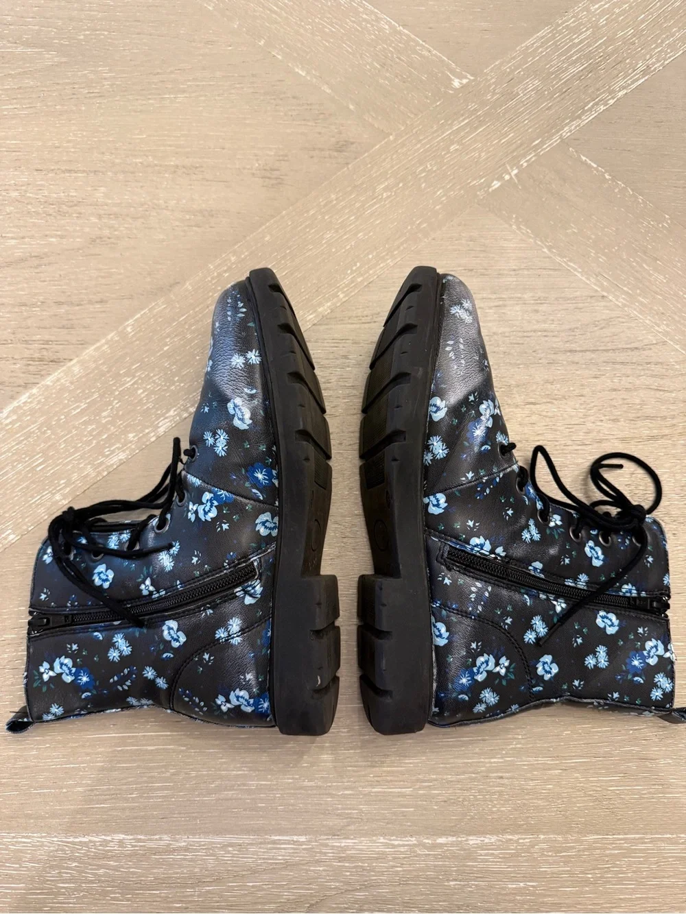 Girls' Black Floral Lace-Up Ankle Combat Boots